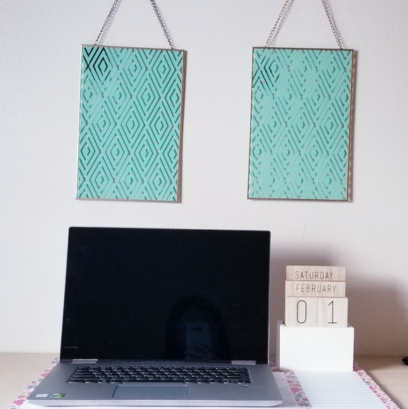 Geometric Glass Frames - Picture 1 of 3